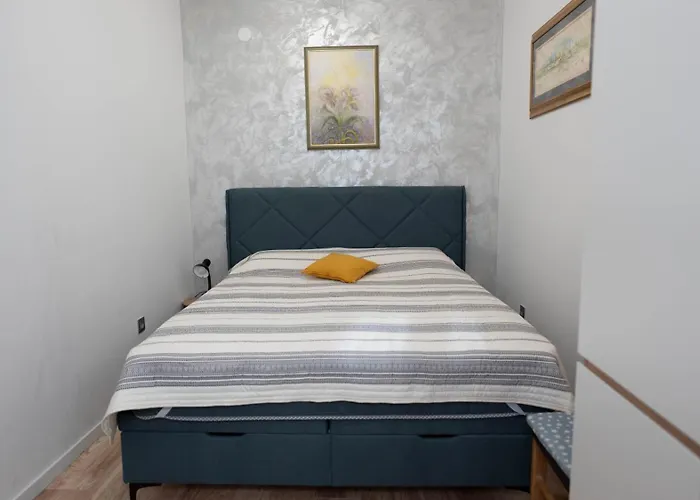 アパート Luxury Gina With A Terrace ドゥブロブニク