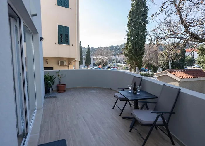 Luxury Gina With A Terrace * ドゥブロブニク