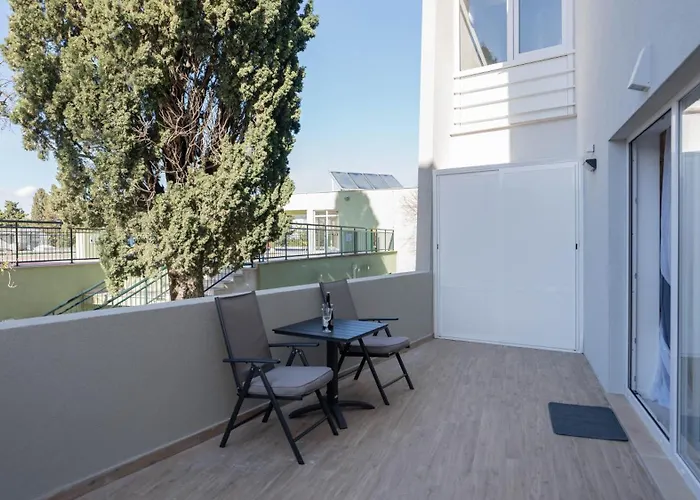 アパート Luxury Gina With A Terrace *